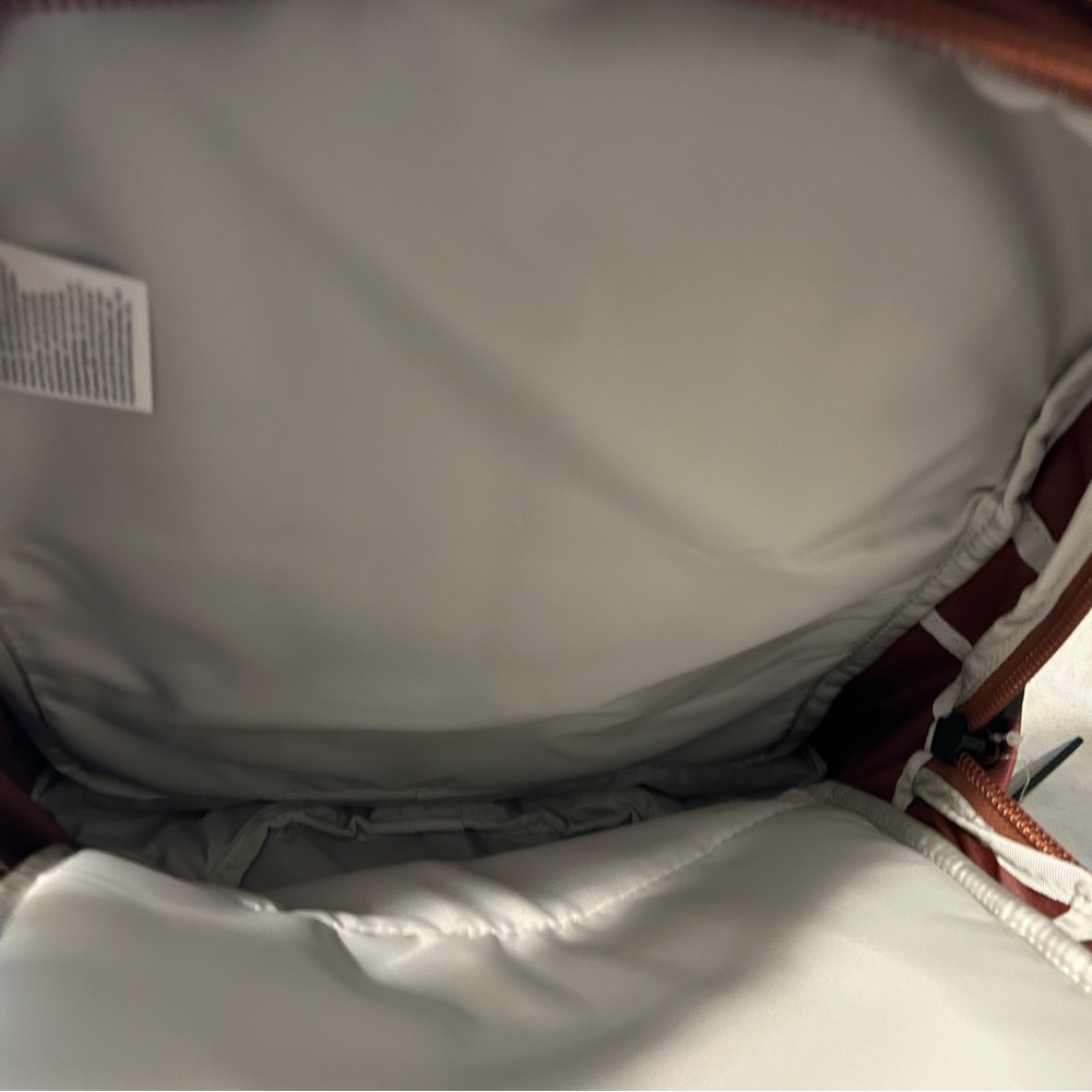 The North Face Borealis Women's Backpack New with Tags - Picture 7 of 10